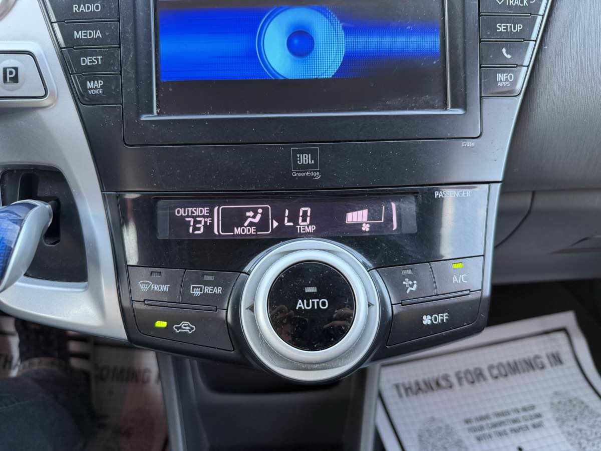 Used 2012 Toyota Prius V Five FWD image 15