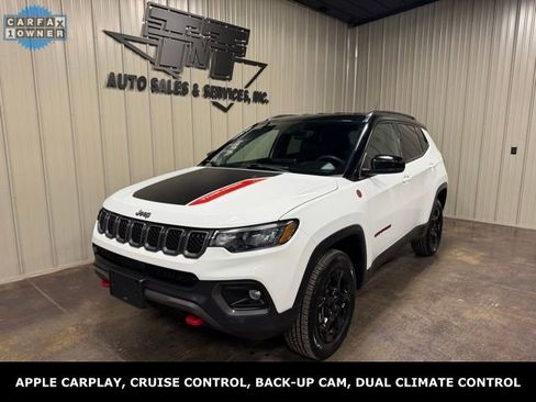 Used 2023 Jeep Compass Trailhawk image 1