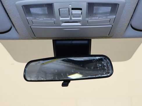 Used 2010 MAZDA MAZDA3 s Grand Touring FWD image 25