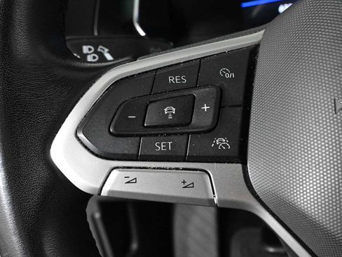 Certified 2023 Volkswagen Jetta SE w/ Panoramic Sunroof Package FWD image 20