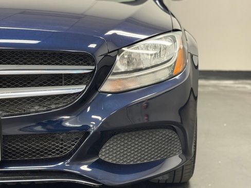Used 2018 Mercedes-Benz C 300 Sedan image 7