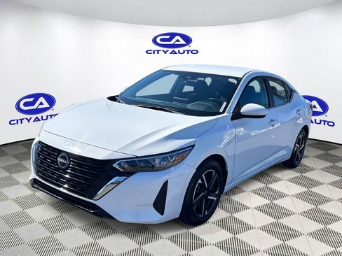 Used 2024 Nissan Sentra SV image 9
