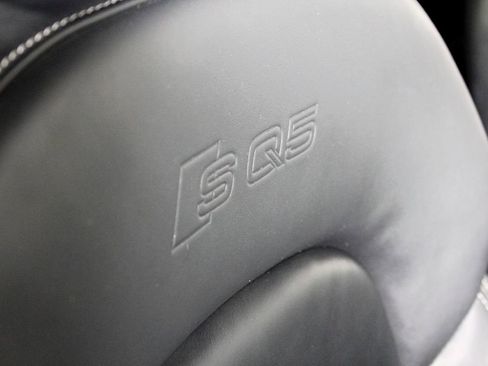 Used 2015 Audi SQ5 Prestige w/ Prestige Package image 17