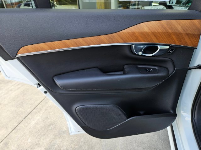 Used 2023 Volvo XC90 B6 Plus w/ Protection Package Premier AWD/4WD image 15