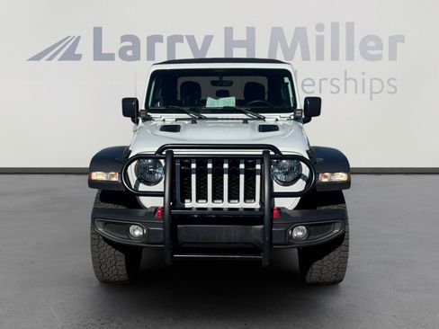 Used 2023 Jeep Gladiator Rubicon w/ Trailer Tow Package image 8