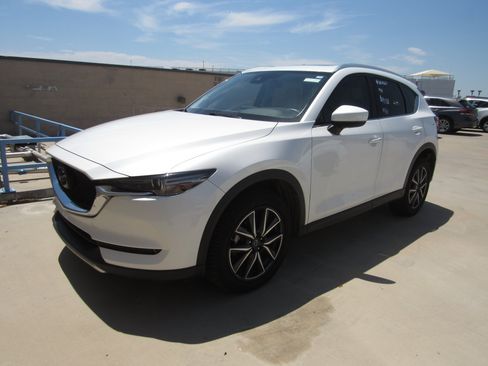 Used 2018 MAZDA CX-5 Grand Touring FWD image 1