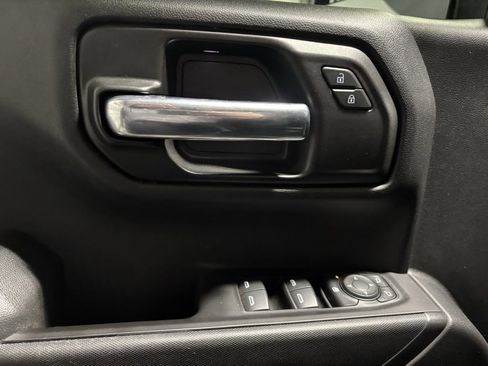 Used 2020 Chevrolet Silverado 1500 Custom Trail Boss w/ Custom Convenience Package image 11