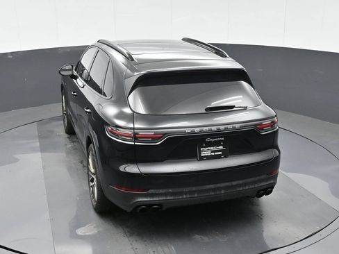 Certified 2023 Porsche Cayenne Platinum Edition AWD/4WD image 28