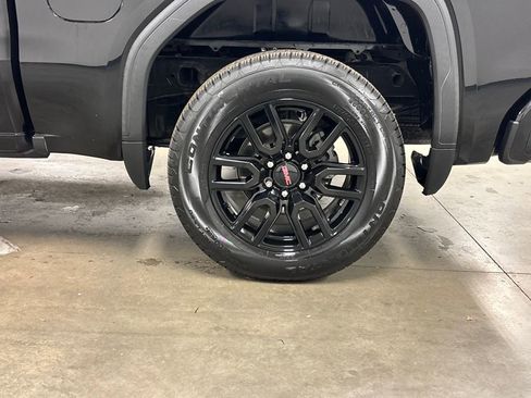 Used 2022 GMC Sierra 1500 Elevation image 12