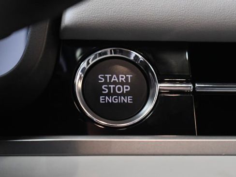 New 2026 Mitsubishi Outlander SE AWD/4WD image 30