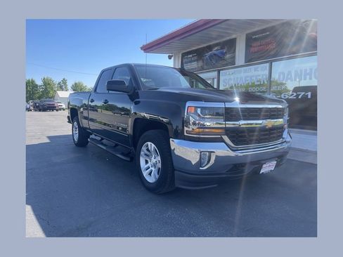 Used 2017 Chevrolet Silverado 1500 LT w/ All Star Edition AWD/4WD image 1