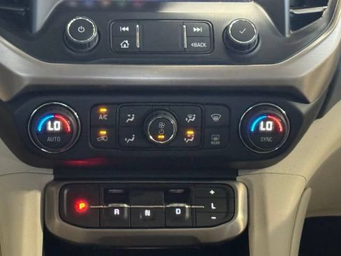 Used 2023 GMC Acadia Denali w/ Denali Ultimate Package AWD/4WD image 14