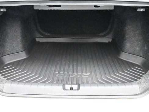 Used 2017 Honda Civic EX-T image 9