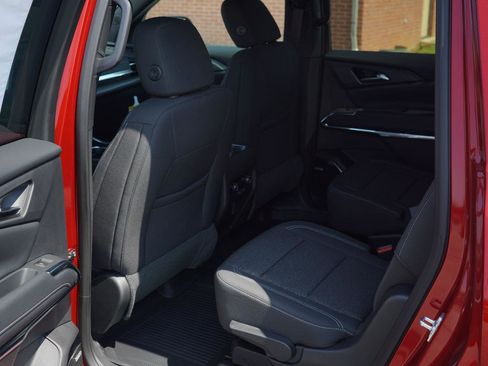 New 2025 Chevrolet Traverse LT w/ Enhanced Driving Package image 27