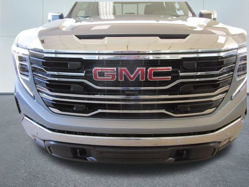 New 2026 GMC Sierra 1500 SLT w/ SLT Premium Plus Package AWD/4WD image 13