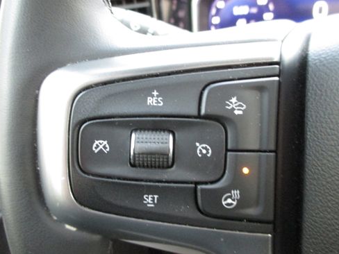 Used 2025 Chevrolet Silverado 2500 LT w/ Convenience Package image 22