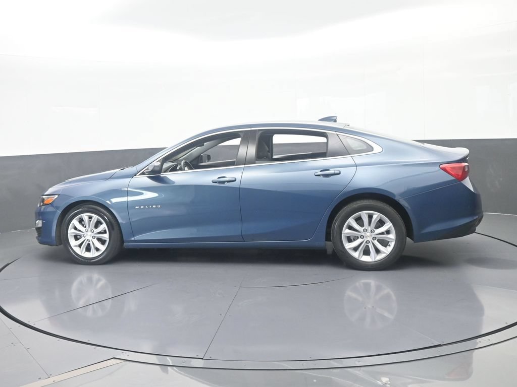 Used 2024 Chevrolet Malibu LT FWD image 3