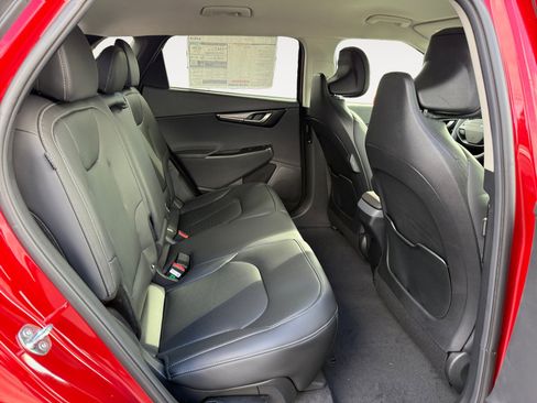 New 2025 Kia EV6 Wind image 18