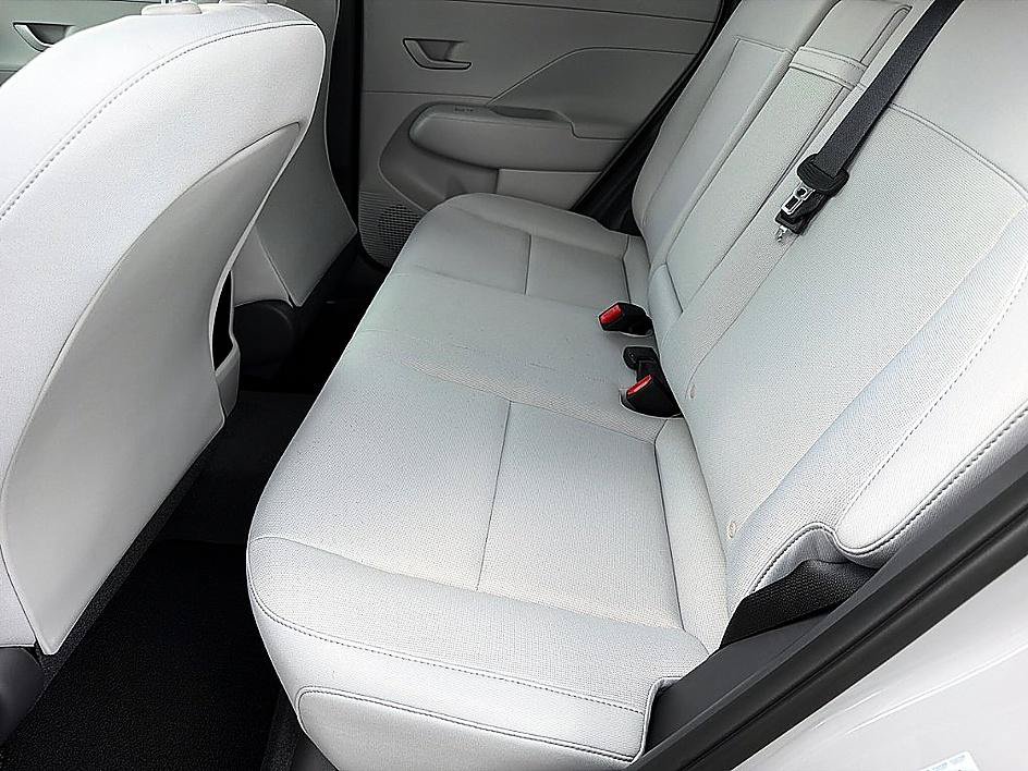 New 2027 Hyundai Kona SEL Sport FWD image 8