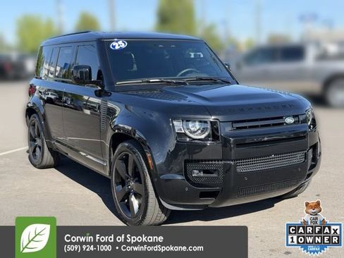 Used 2025 Land Rover Defender 110 X-Dynamic SE AWD/4WD image 1