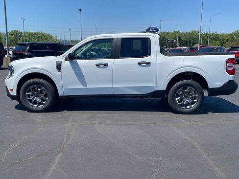 New 2026 Ford Maverick XLT w/ XLT Luxury Package FWD image 2