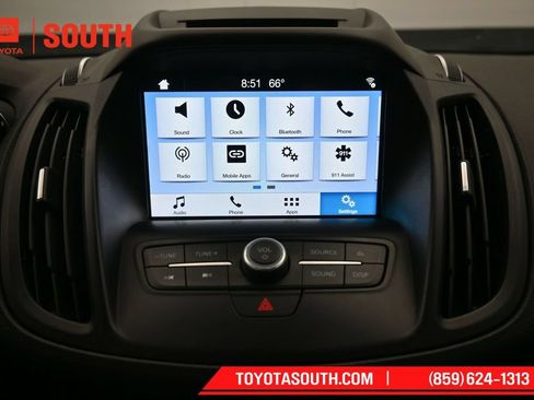 Used 2017 Ford Escape SE w/ Equipment Group 201A AWD/4WD image 15