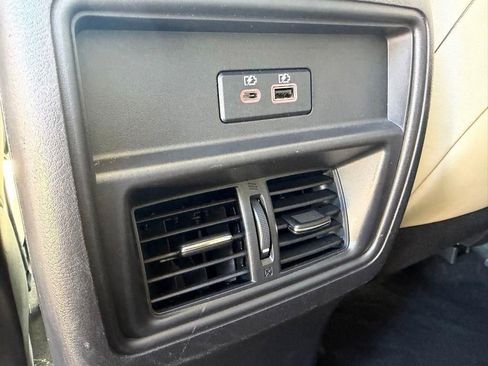 Used 2024 Nissan Murano SV FWD image 14