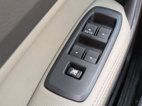 Used 2023 Ford Ranger Lariat w/ Technology Package image 19