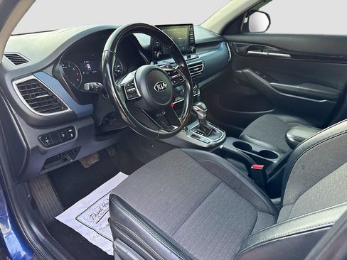 Used 2021 Kia Seltos S FWD image 10