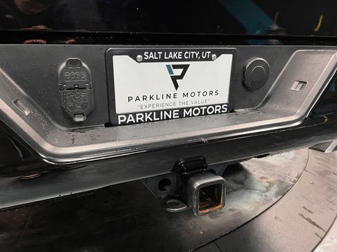 Used 2021 Chevrolet Silverado 1500 Custom Trail Boss image 25