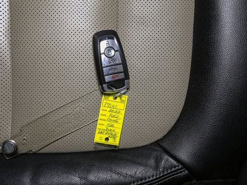 Used 2022 Ford Escape Titanium w/ Titanium Elite Package image 41