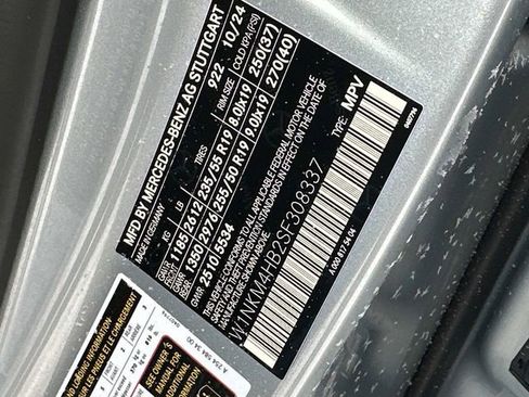 Certified 2025 Mercedes-Benz GLC 300 4MATIC image 17
