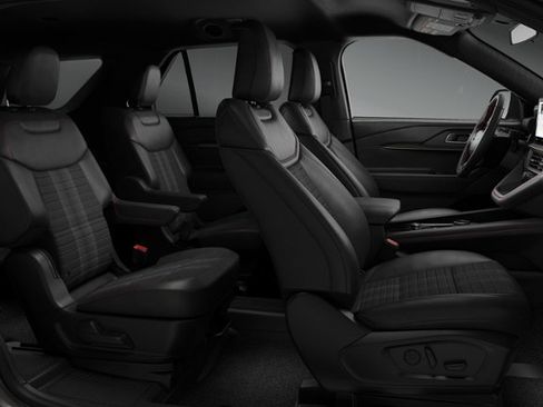 New 2026 Ford Explorer ST-Line w/ ST-Line Street Pack RWD image 5