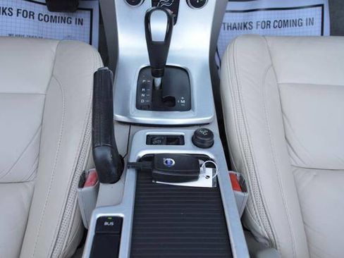 Used 2011 Volvo C70 T5 w/ Convenience Pkg image 30