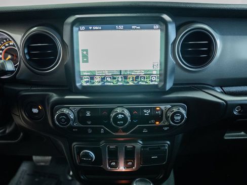 Used 2023 Jeep Wrangler Sport AWD/4WD image 20