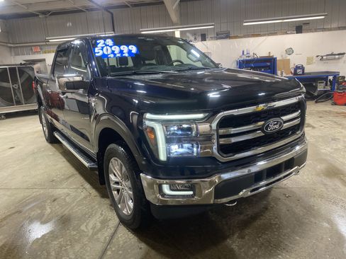 Used 2024 Ford F150 Lariat w/ Tow/Haul Package image 3