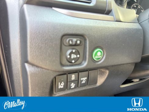 Certified 2025 Honda Ridgeline RTL image 21