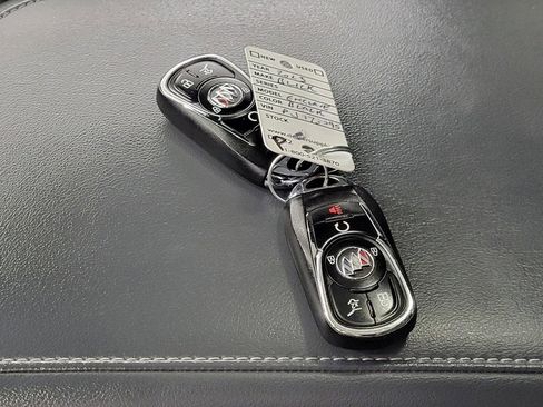 Used 2023 Buick Enclave Essence w/ Experience Buick Package image 29