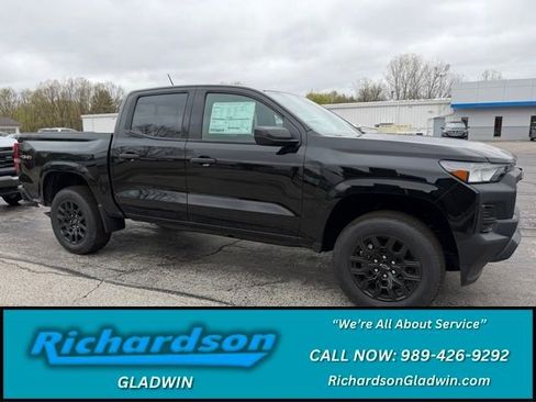 New 2026 Chevrolet Colorado W/T w/ WT Custom Package AWD/4WD image 1