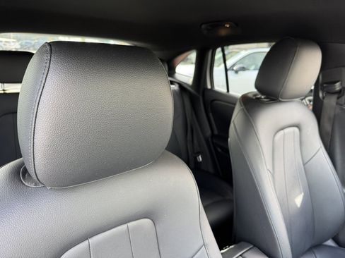 Used 2023 Mercedes-Benz GLA 250 image 7