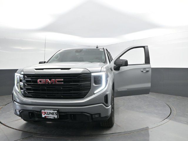 Used 2024 GMC Sierra 1500 Elevation AWD/4WD image 8