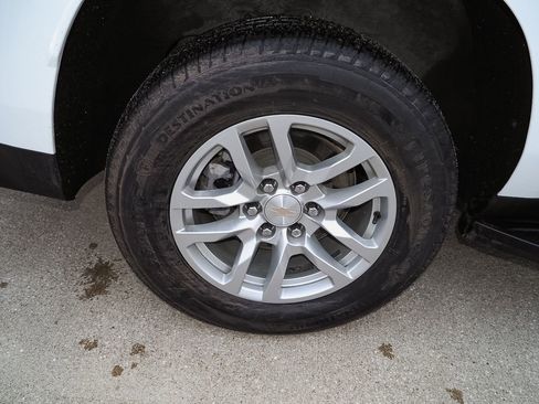 Certified 2023 Chevrolet Suburban LT image 39