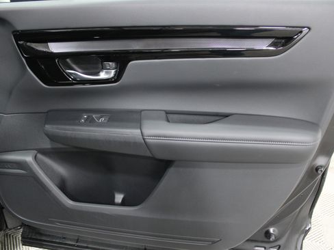 Used 2024 Honda CR-V EX-L image 25