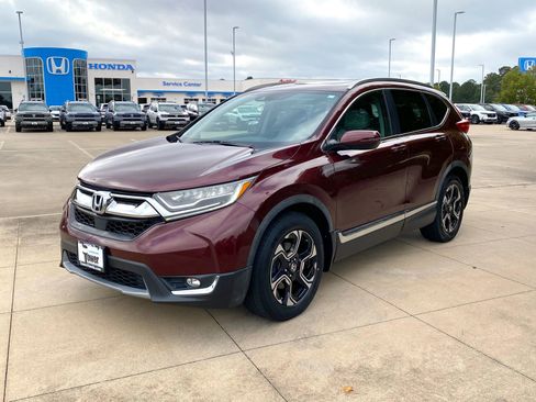 Used 2018 Honda CR-V Touring image 3