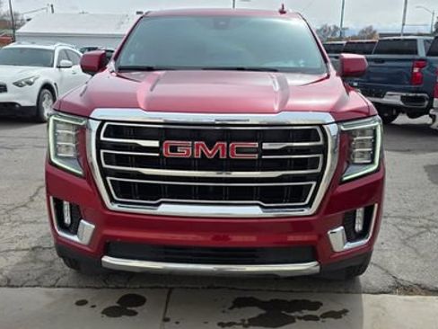 Used 2022 GMC Yukon SLT w/ Max Trailering Package AWD/4WD image 3