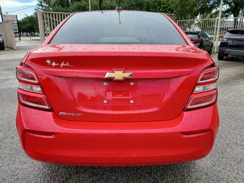 Used 2018 Chevrolet Sonic LS FWD image 6