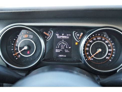 Used 2023 Jeep Wrangler Sport image 17