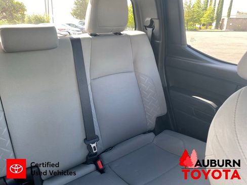 Certified 2024 Toyota Tacoma SR5 AWD/4WD image 22