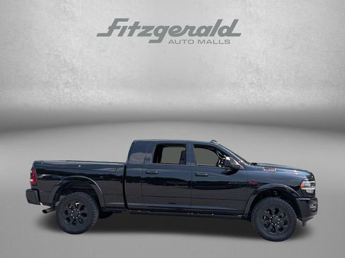Used 2022 RAM 2500 Laramie AWD/4WD image 4
