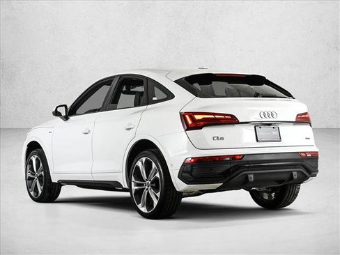 Certified 2023 Audi Q5 2.0T Prestige w/ Prestige Package AWD/4WD image 8